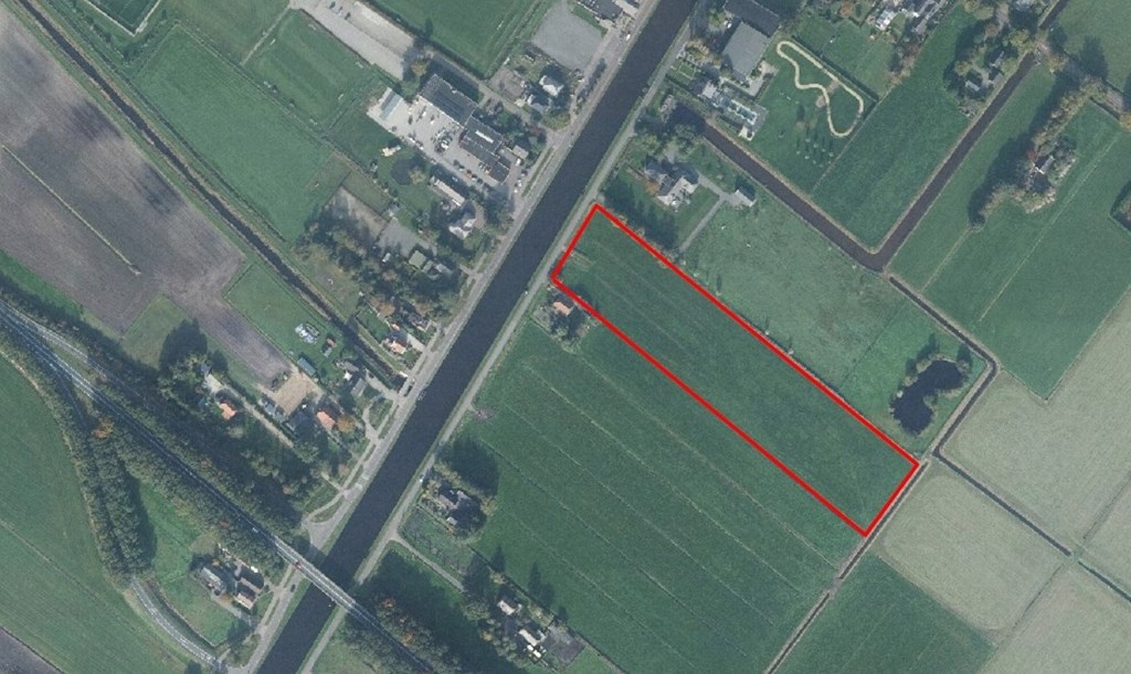 Te koop: Perceel grond gelegen aan de Oosterweg te Beerze, tussen huisnummer 4 en 5, totale oppervlakte 1.71.62 ha.a.ca. overzicht perceel beerze
